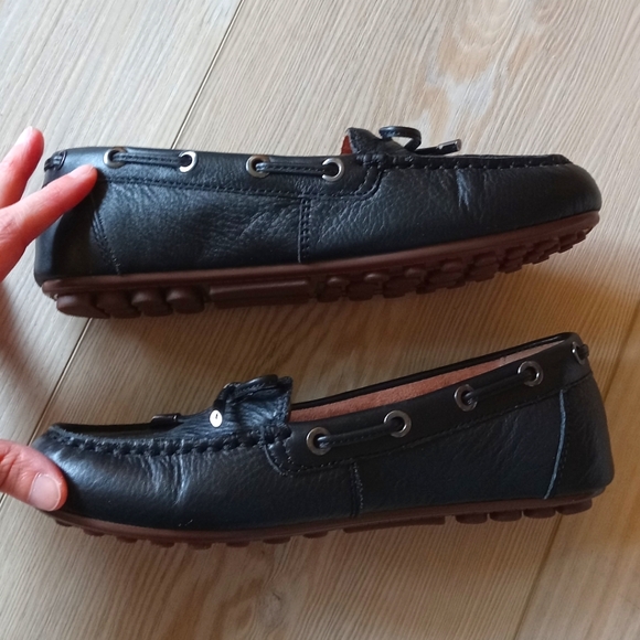 Vionic Virginia Loafers - Picture 4 of 7